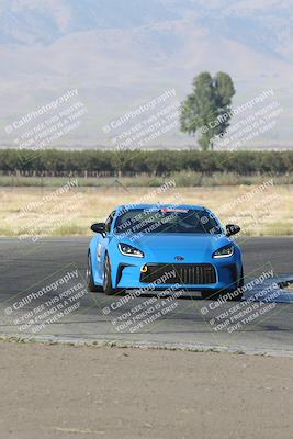 media/Sep-15-2024-Speed Ventures (Sun) [[7a54f7ed2f]]/86 Group/Session 1 (Outside Grapevine)/